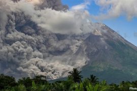 इन्डोनेसियाको मारापी पर्वतमा ज्वालामुखी विस्फोट, ११ पदयात्रीको मृत्यु