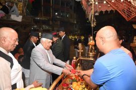 राष्ट्रपति पौडेलबाट सेतो मच्छिन्द्रनाथको दर्शन