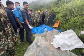 हेलिकप्टर दुर्घटनामा ज्यान गुमाएकाको शव काठमाडौं लगिदैं