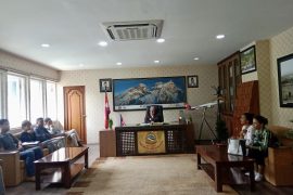 पर्यटन मन्त्री र आन्दोलनरत क्याभिन क्रुबीचको वार्ता सकारात्मक, रोकिएका विमान आजैबाट उडान हुने सम्भावना