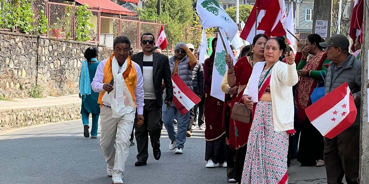  कास्की निर्वाचन क्षेत्र नं. ३ मा चुनावी गतिविधि तीव्र बन्दै: पैतिस प्रतिशत मतदाता भेट्दा छनक आइसक्यो : मनोज गुरुङ