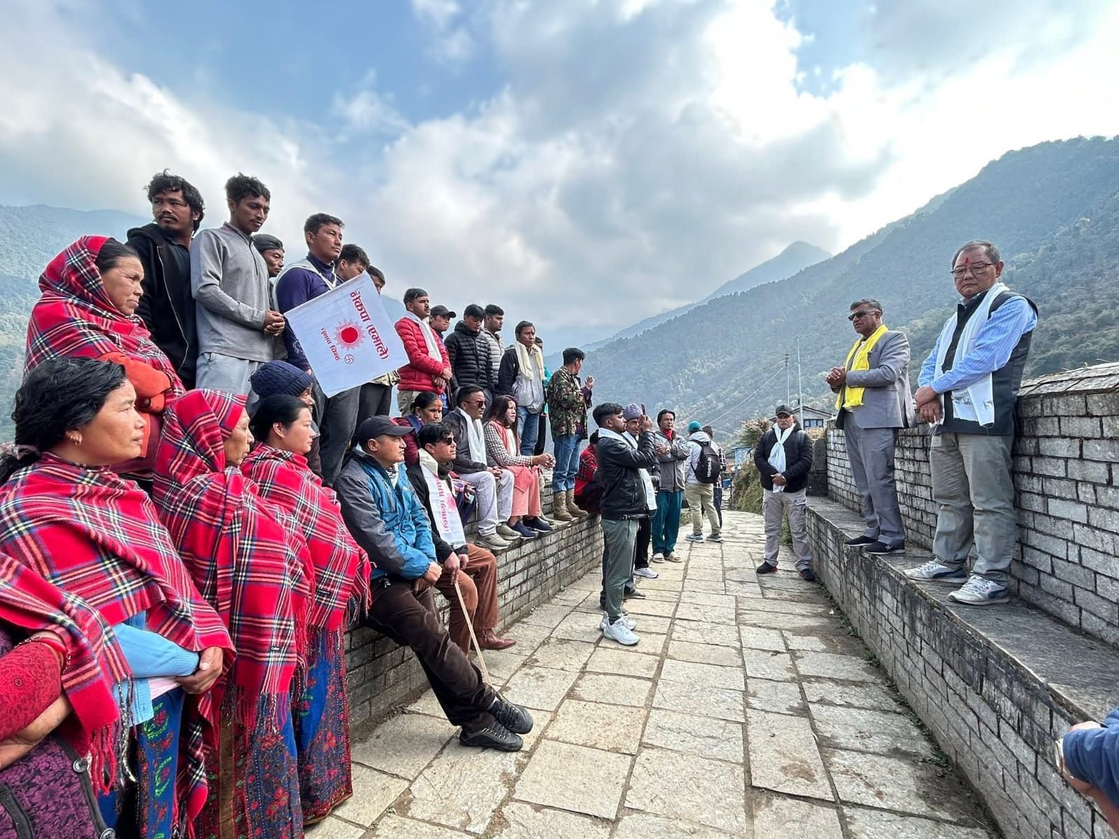  ‘आशा मर्न दिँदिनँ’–माछापुच्छ्रेमा वैरागीको प्रतिबद्धता