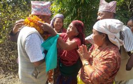 ठूलीस्वाँराको कच्ची सडक कालोपत्रे गर्ने एकमात्र माग, उम्मेदवार बास्तोलासँग स्थानीयको स्पष्ट सन्देश