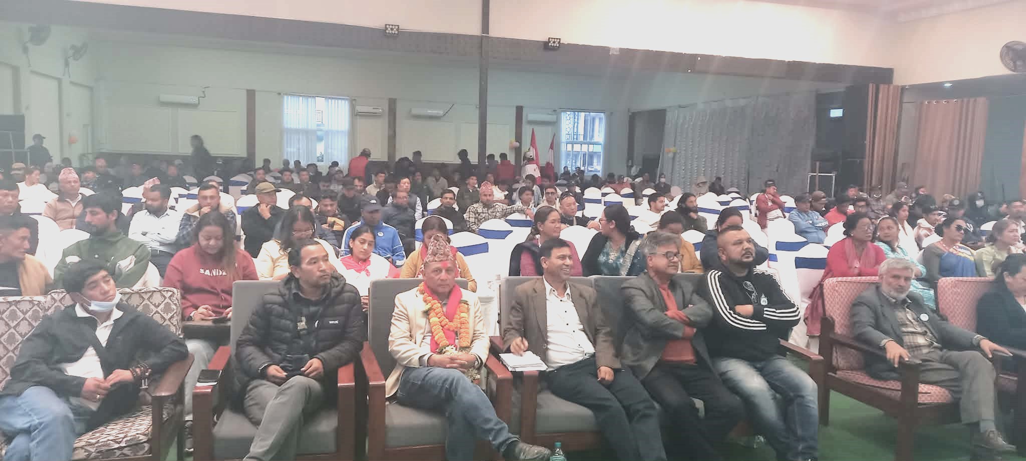  कास्की–१ मा कांग्रेसको युवा भेला : हजारौँ युवा एकै ठाउँमा, ‘रुख’ जिताउन प्रतिबद्धता