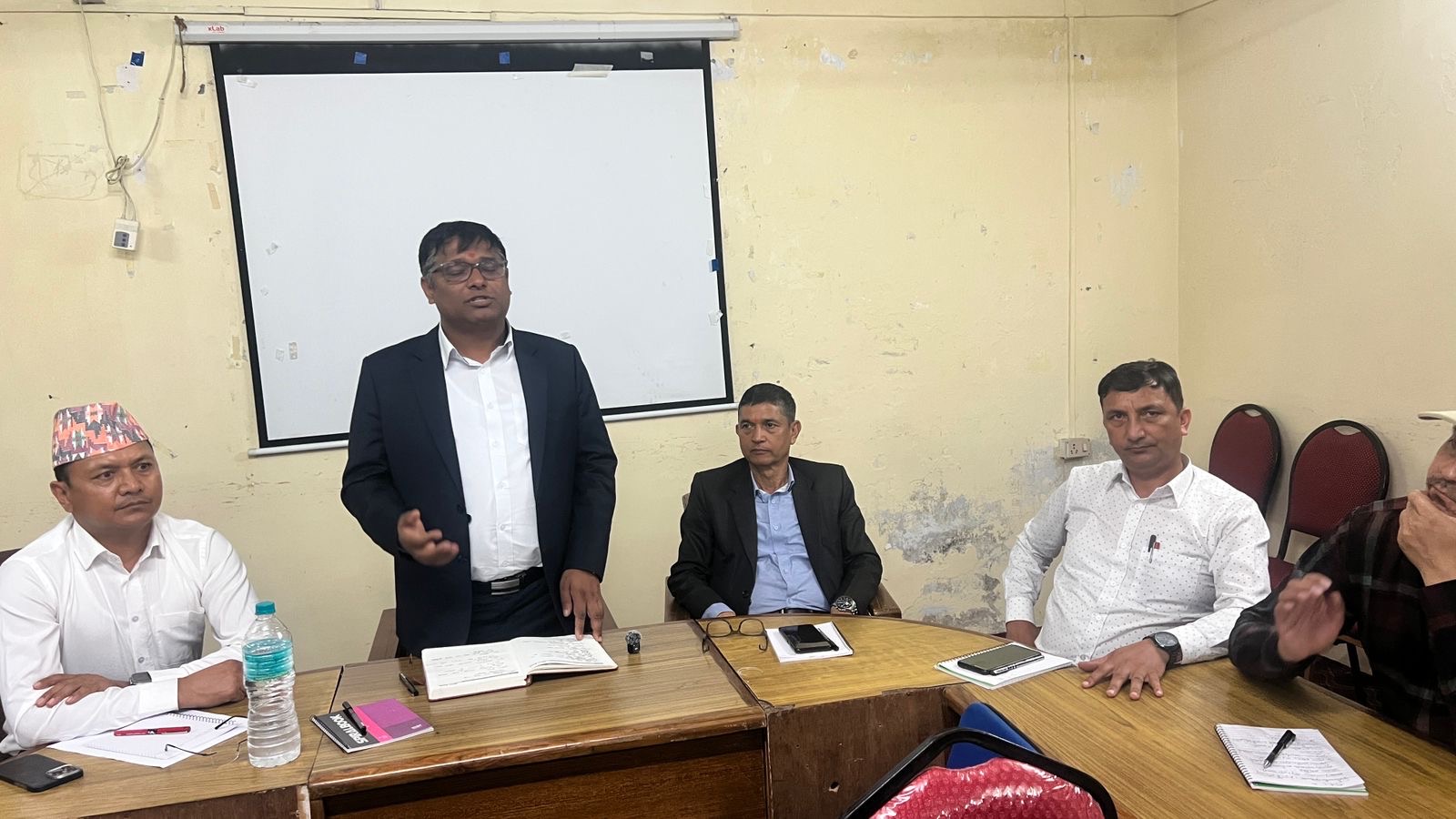  १३७औँ अन्तर्राष्ट्रिय श्रम दिवसको सप्ताहव्यापी कार्यक्रम सुरु, गण्डकीका धेरै प्रतिष्ठान अझै कानुन कार्यान्वयनमा उदासीन