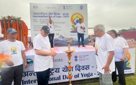 पोखरामा अन्तर्राष्ट्रिय योग दिवस मनाइयो, सयौंले गरे सामूहिक योगाभ्यास