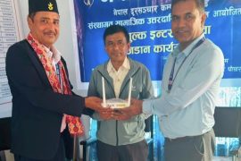 नेपाल टेलिकमको सामाजिक उत्तरदायित्व: पोखराका दुई सामुदायिक विद्यालयमा निःशुल्क उच्चगतिको FTTH इन्टरनेट सेवा