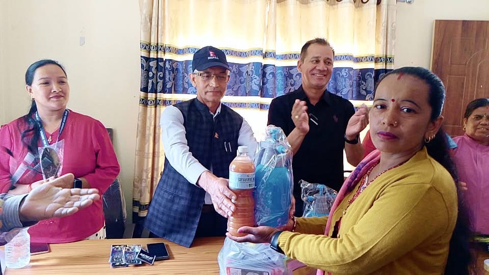  अन्नपूर्णमा ‘एक घर–एक करेसाबारी’ अभियान सुरु : गाउँपालिकाको लक्ष्य–घरघरमा तरकारी, कृषकको आम्दानीमा वृद्धि