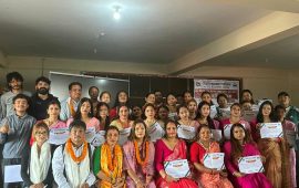 वडा नं.३ मा मेकअपदेखि हेयर कटिङसम्मको १५ दिने व्यावसायिक तालिम सम्पन्न