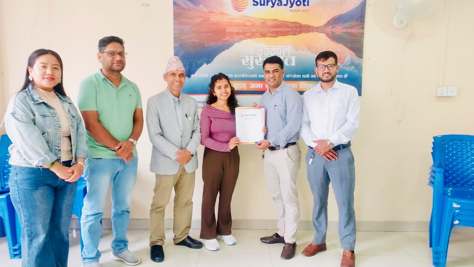 जन्मदिनमा छोरीलाई २० लाखको जीवन बीमालेख उपहार : भविष्य सुरक्षित गर्ने प्रेरणादायी अभियान